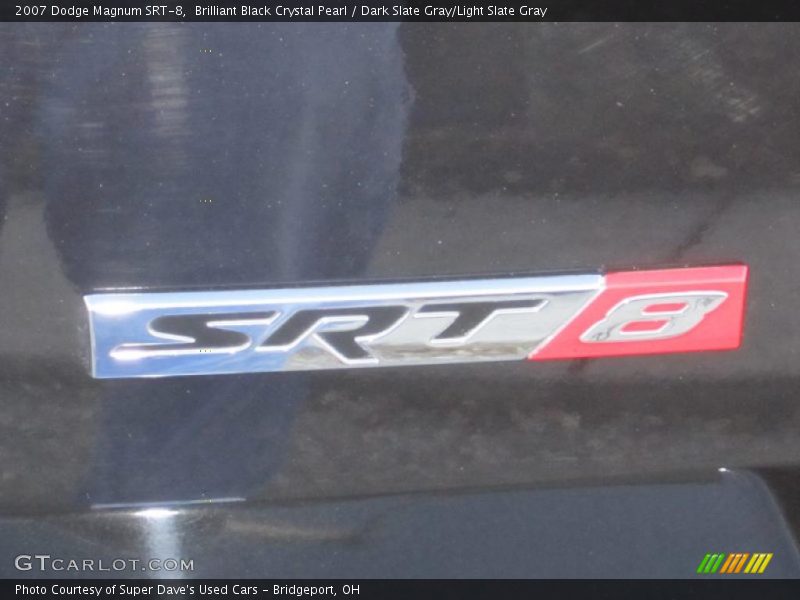  2007 Magnum SRT-8 Logo