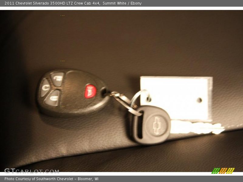 Summit White / Ebony 2011 Chevrolet Silverado 3500HD LTZ Crew Cab 4x4