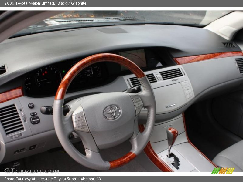Black / Graphite 2006 Toyota Avalon Limited