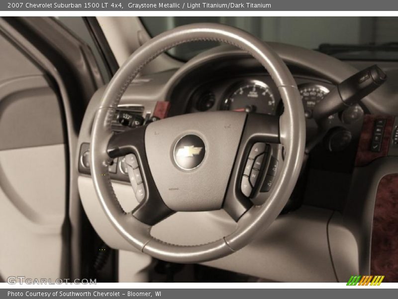 Graystone Metallic / Light Titanium/Dark Titanium 2007 Chevrolet Suburban 1500 LT 4x4