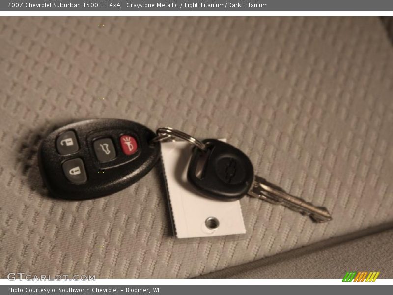 Graystone Metallic / Light Titanium/Dark Titanium 2007 Chevrolet Suburban 1500 LT 4x4