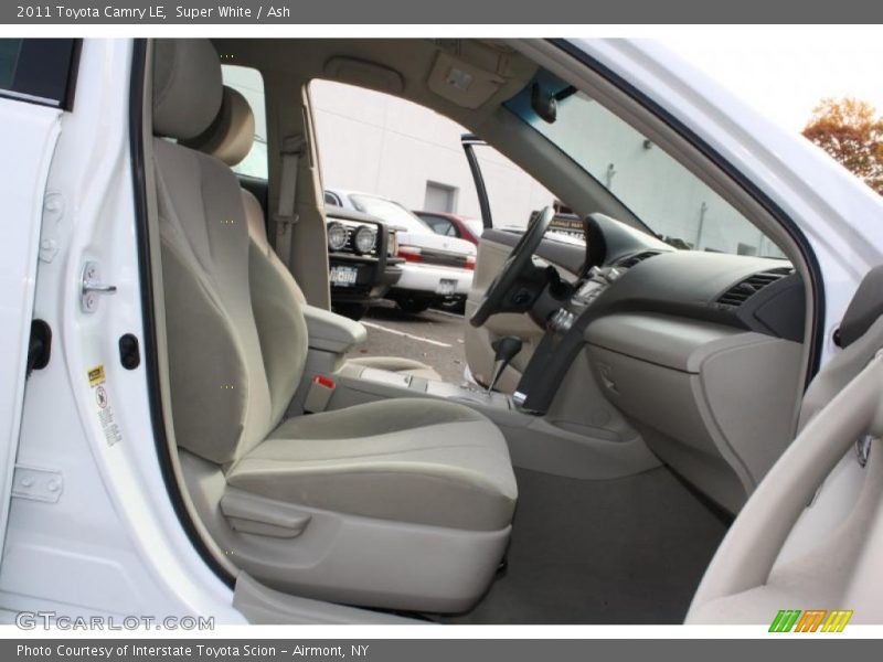 Super White / Ash 2011 Toyota Camry LE