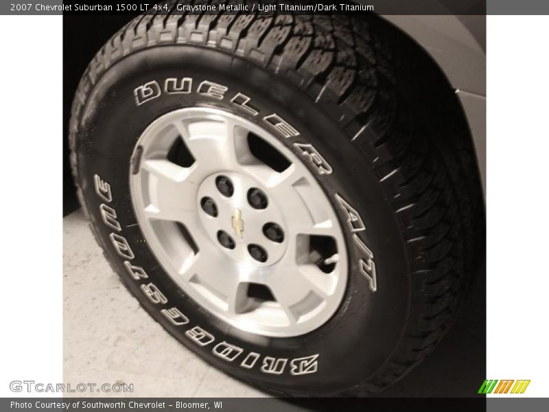 Graystone Metallic / Light Titanium/Dark Titanium 2007 Chevrolet Suburban 1500 LT 4x4