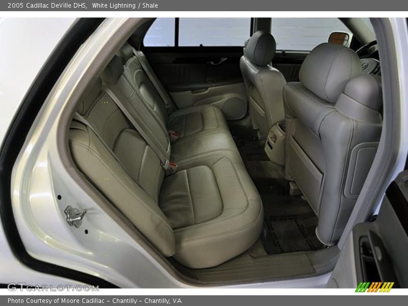  2005 DeVille DHS Shale Interior