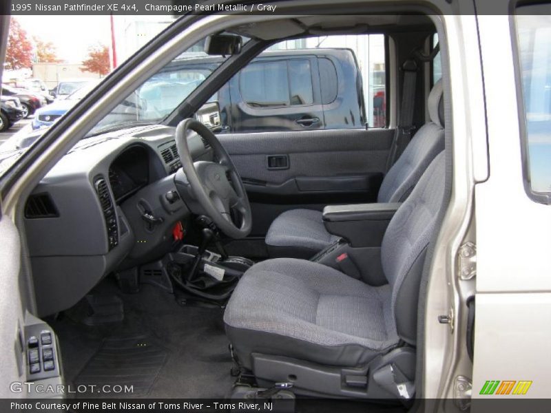  1995 Pathfinder XE 4x4 Gray Interior