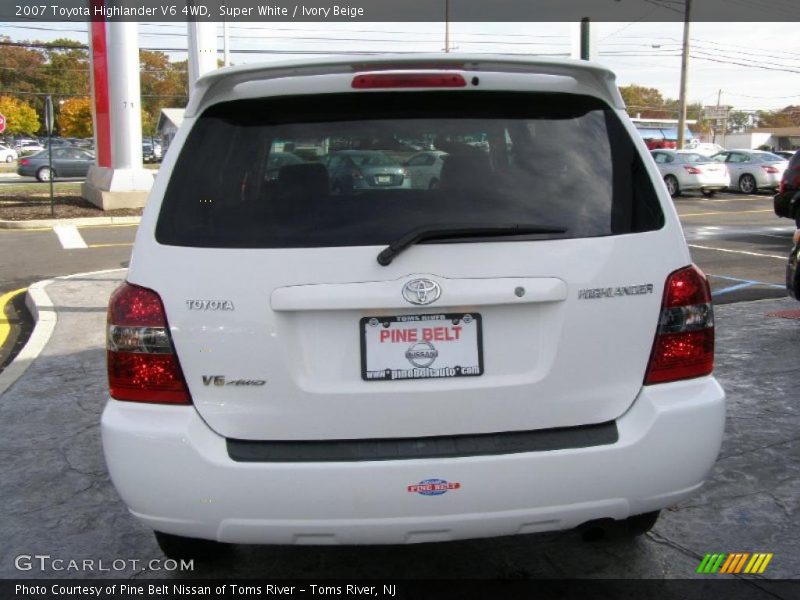 Super White / Ivory Beige 2007 Toyota Highlander V6 4WD