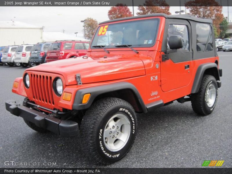 Front 3/4 View of 2005 Wrangler SE 4x4