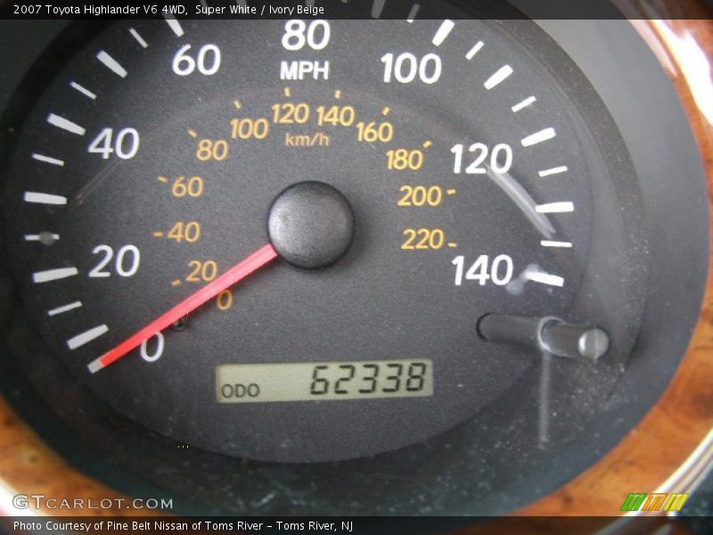Super White / Ivory Beige 2007 Toyota Highlander V6 4WD