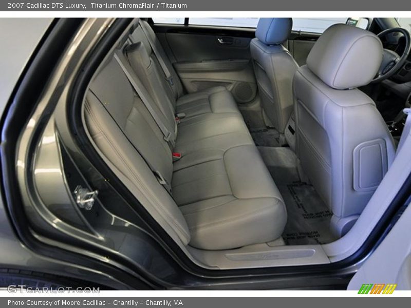 Titanium ChromaFlair / Titanium 2007 Cadillac DTS Luxury