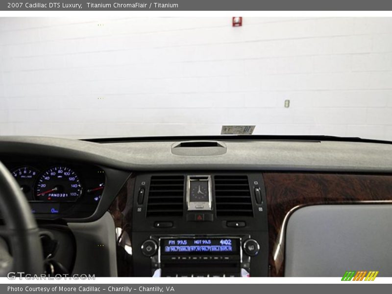 Titanium ChromaFlair / Titanium 2007 Cadillac DTS Luxury