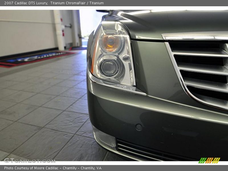 Titanium ChromaFlair / Titanium 2007 Cadillac DTS Luxury