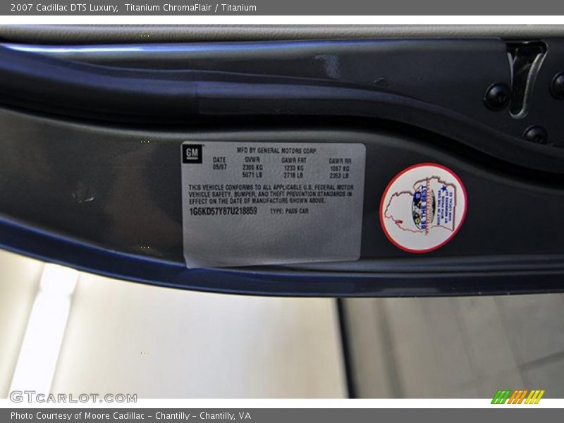 Titanium ChromaFlair / Titanium 2007 Cadillac DTS Luxury