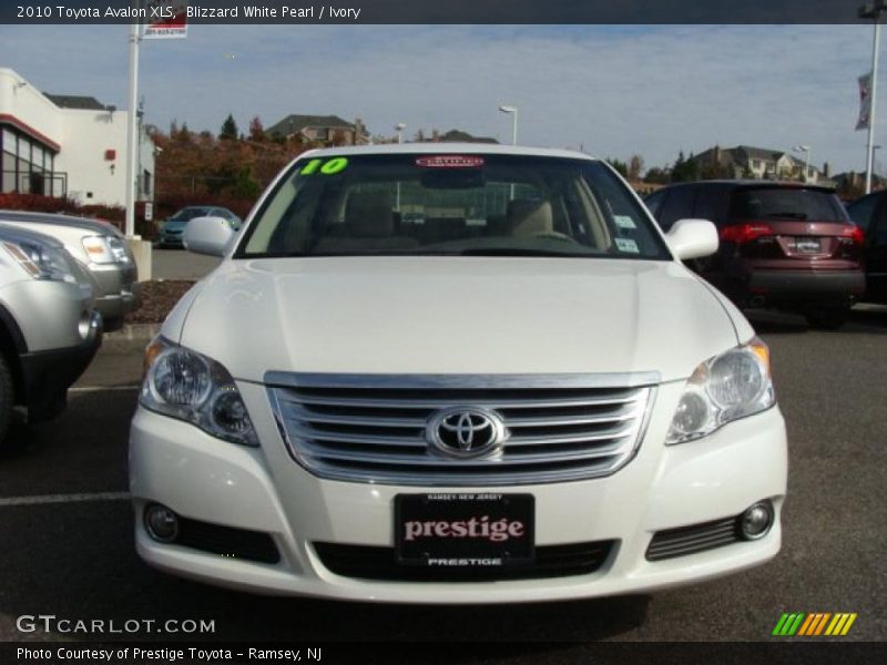 Blizzard White Pearl / Ivory 2010 Toyota Avalon XLS