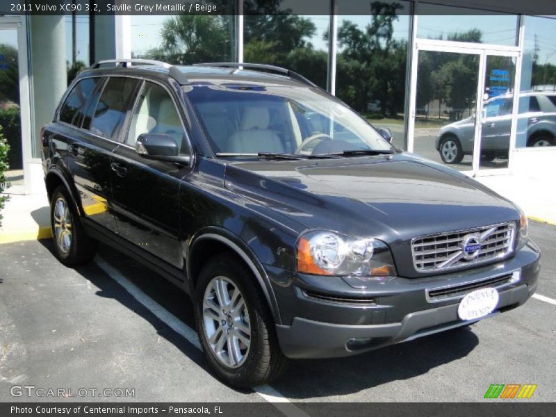 Front 3/4 View of 2011 XC90 3.2