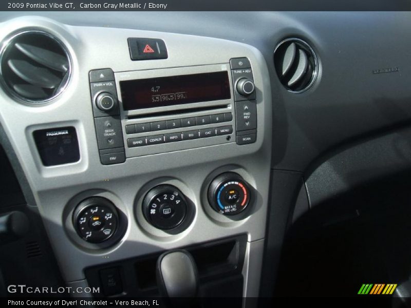 Carbon Gray Metallic / Ebony 2009 Pontiac Vibe GT