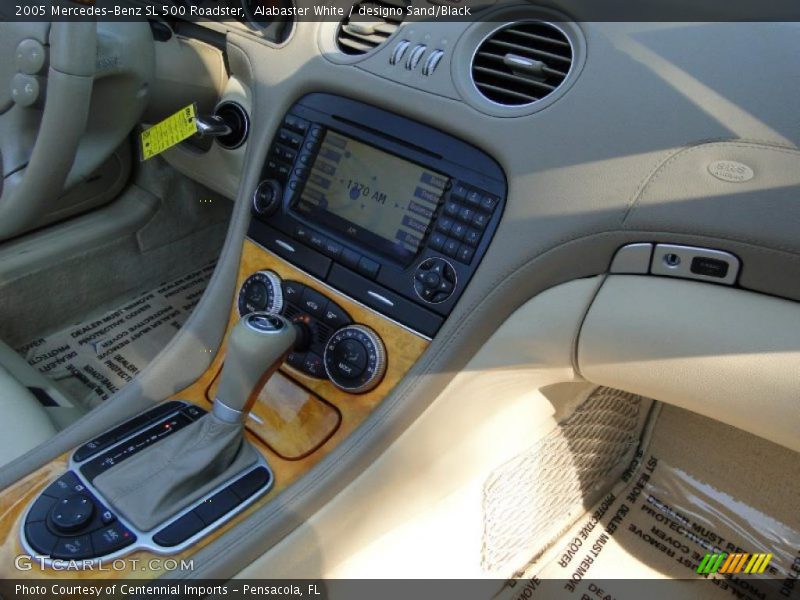 Alabaster White / designo Sand/Black 2005 Mercedes-Benz SL 500 Roadster