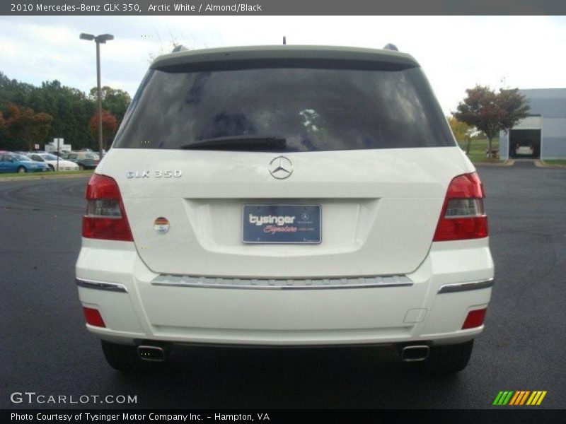 Arctic White / Almond/Black 2010 Mercedes-Benz GLK 350