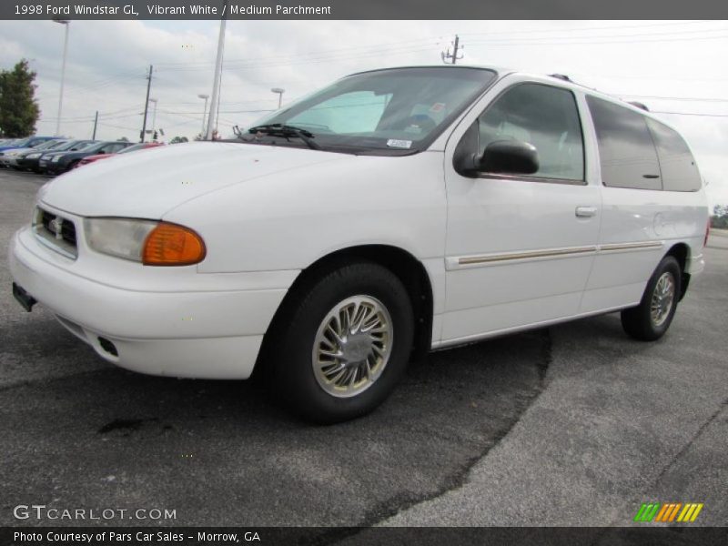 Vibrant White / Medium Parchment 1998 Ford Windstar GL