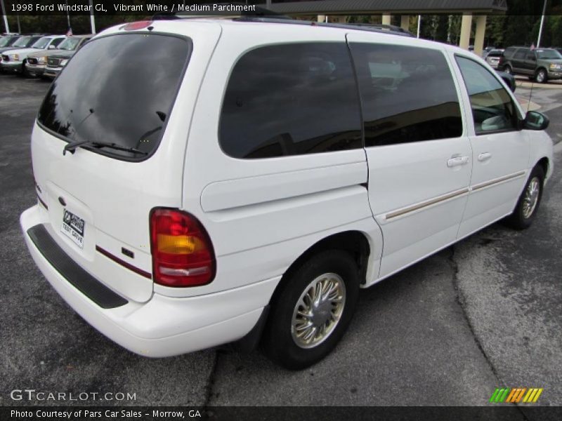 Vibrant White / Medium Parchment 1998 Ford Windstar GL