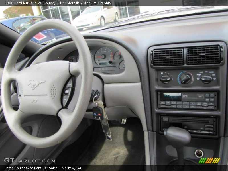 Silver Metallic / Medium Graphite 2000 Ford Mustang V6 Coupe