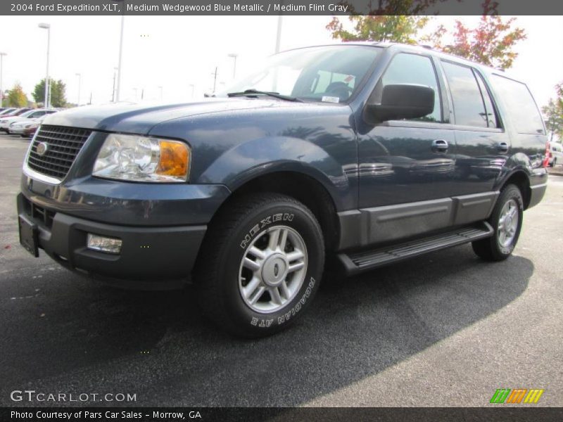 Medium Wedgewood Blue Metallic / Medium Flint Gray 2004 Ford Expedition XLT