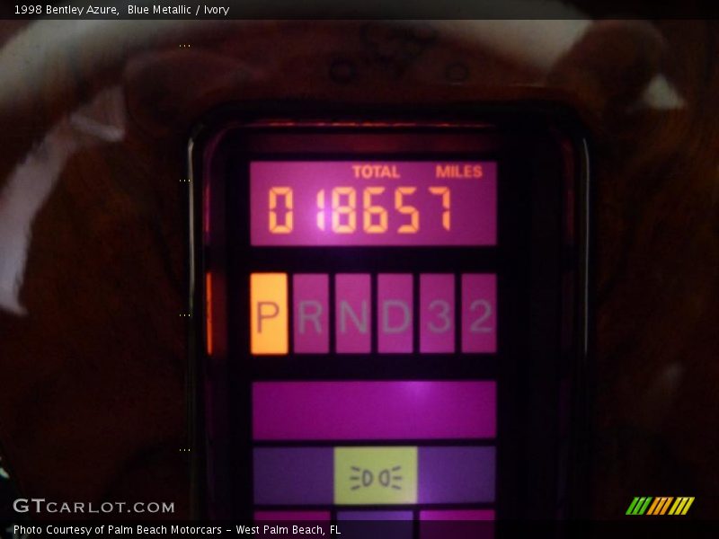 Blue Metallic / Ivory 1998 Bentley Azure