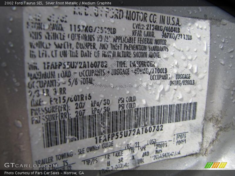 Silver Frost Metallic / Medium Graphite 2002 Ford Taurus SES