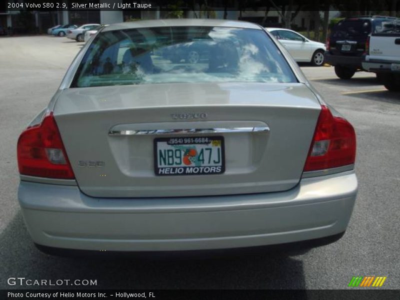 Silver Metallic / Light Taupe 2004 Volvo S80 2.9