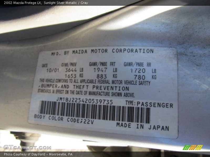 Sunlight Silver Metallic / Gray 2002 Mazda Protege LX