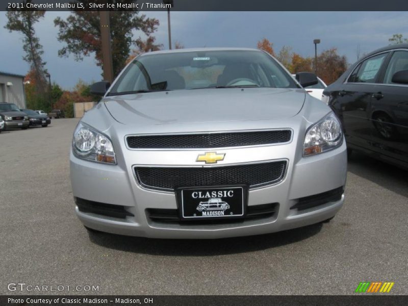 Silver Ice Metallic / Titanium 2011 Chevrolet Malibu LS