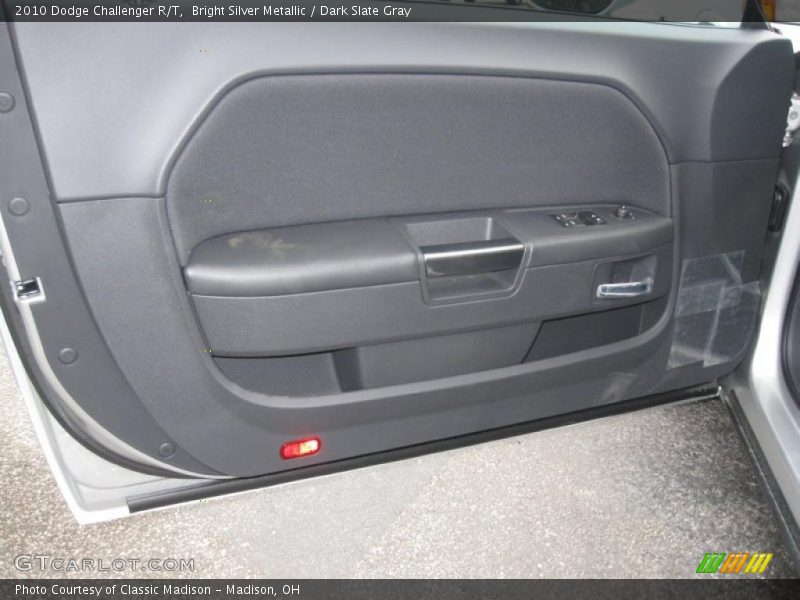 Bright Silver Metallic / Dark Slate Gray 2010 Dodge Challenger R/T