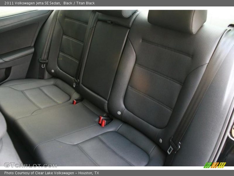 Black / Titan Black 2011 Volkswagen Jetta SE Sedan
