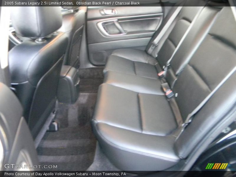 Obsidian Black Pearl / Charcoal Black 2005 Subaru Legacy 2.5i Limited Sedan