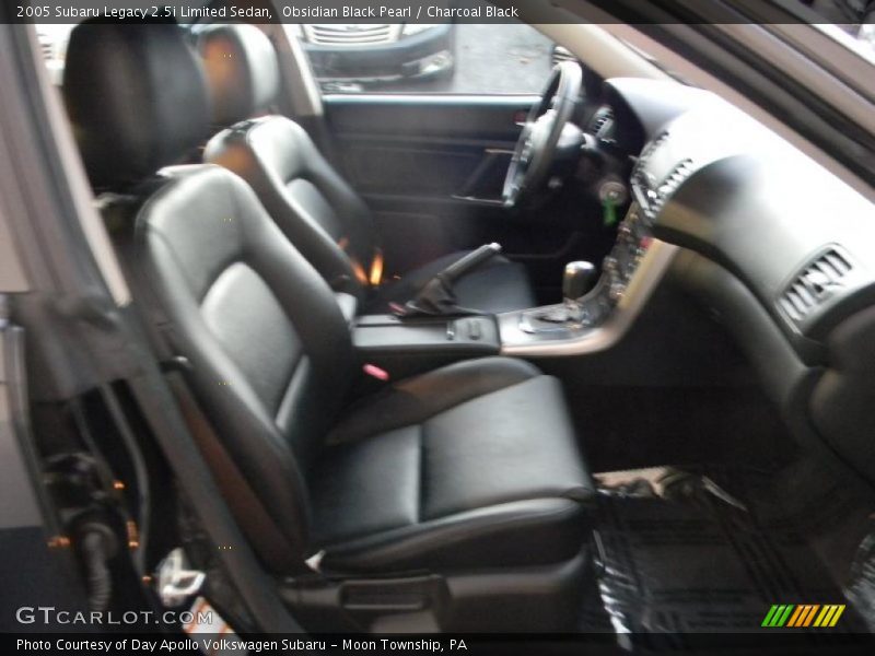 Obsidian Black Pearl / Charcoal Black 2005 Subaru Legacy 2.5i Limited Sedan
