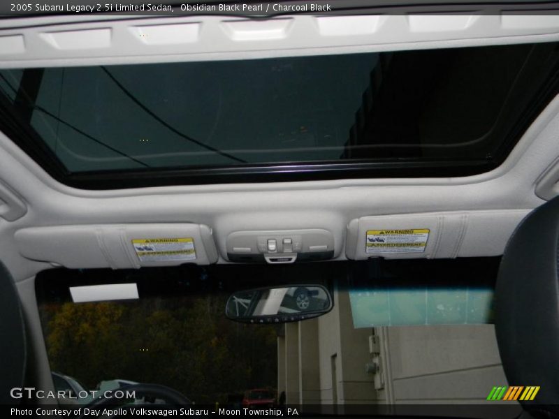 Obsidian Black Pearl / Charcoal Black 2005 Subaru Legacy 2.5i Limited Sedan
