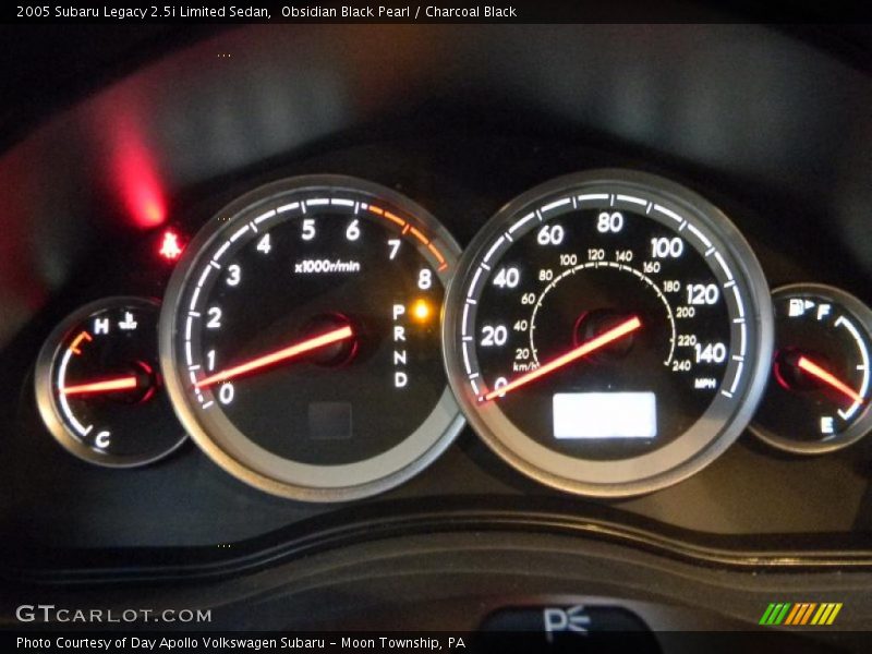  2005 Legacy 2.5i Limited Sedan 2.5i Limited Sedan Gauges