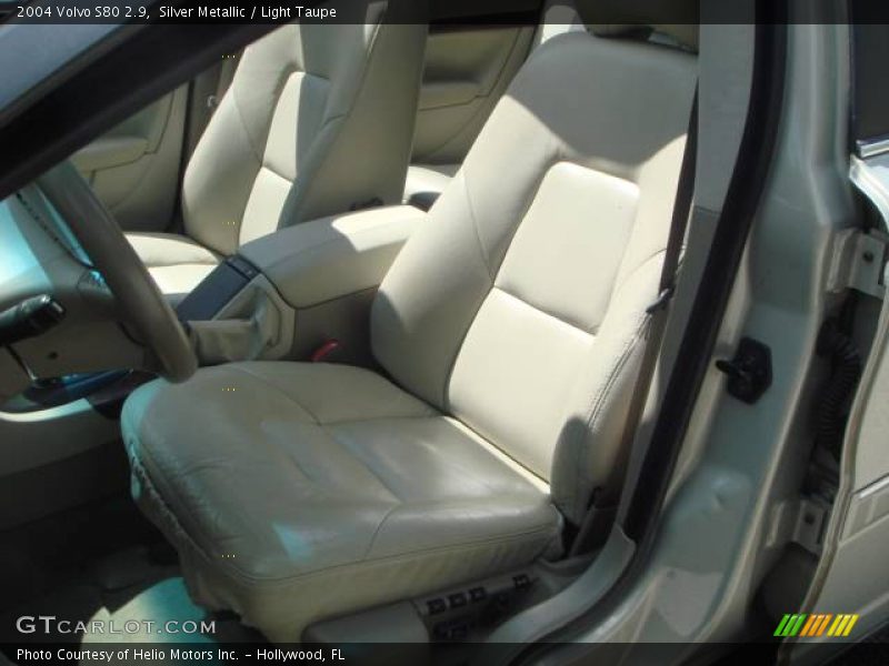 Silver Metallic / Light Taupe 2004 Volvo S80 2.9