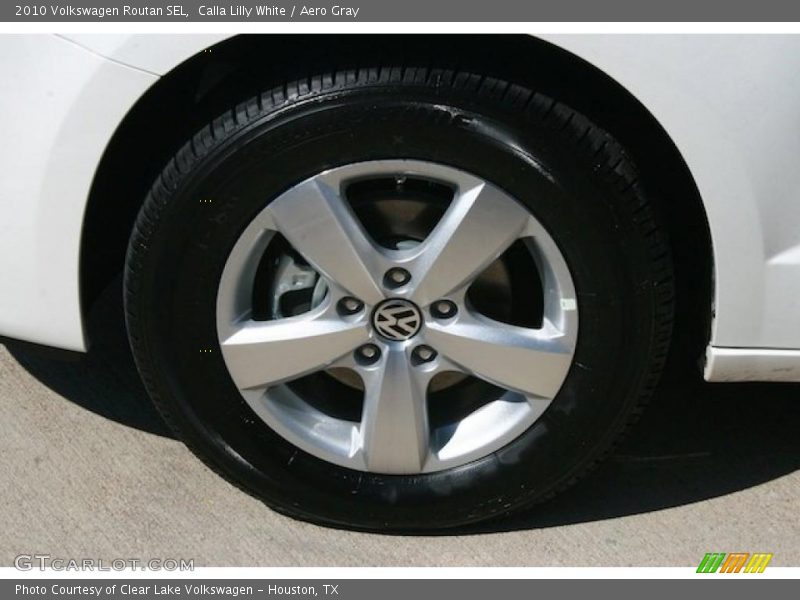  2010 Routan SEL Wheel