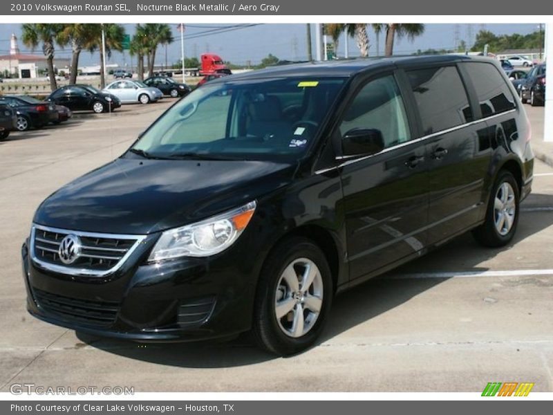 Nocturne Black Metallic / Aero Gray 2010 Volkswagen Routan SEL