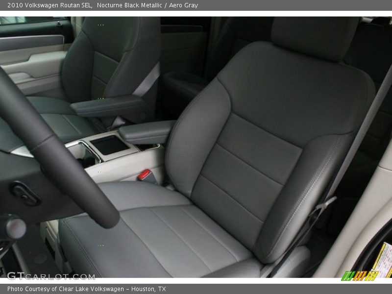 Nocturne Black Metallic / Aero Gray 2010 Volkswagen Routan SEL