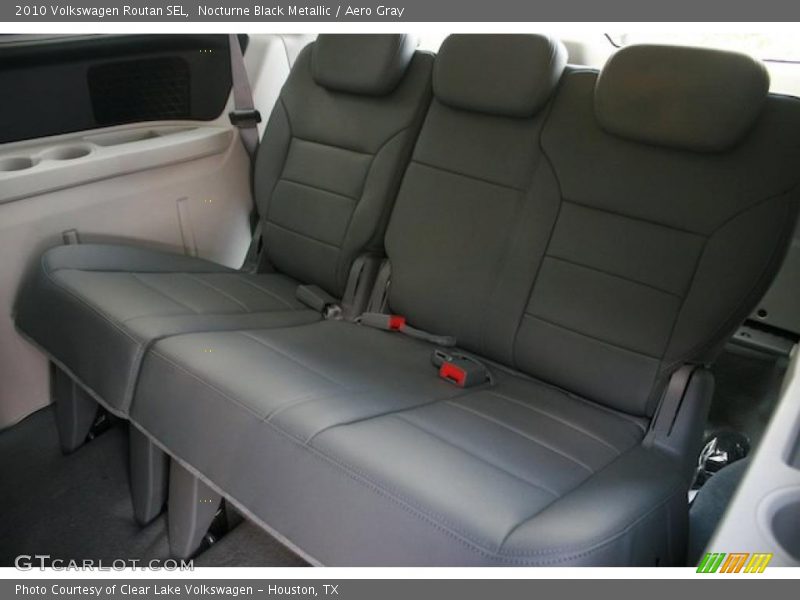 Nocturne Black Metallic / Aero Gray 2010 Volkswagen Routan SEL