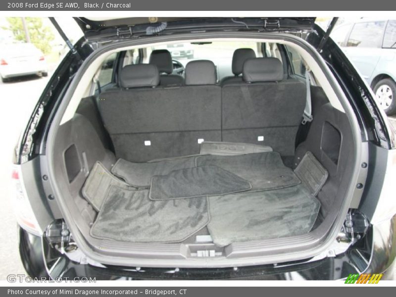  2008 Edge SE AWD Trunk