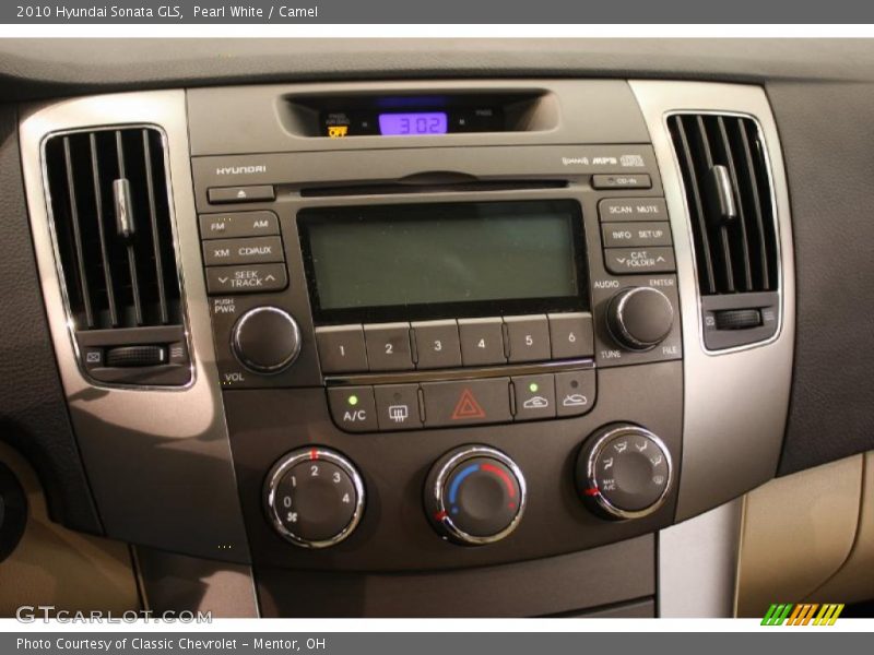 Pearl White / Camel 2010 Hyundai Sonata GLS