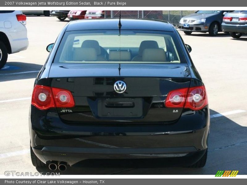 Black / Pure Beige 2007 Volkswagen Jetta Wolfsburg Edition Sedan