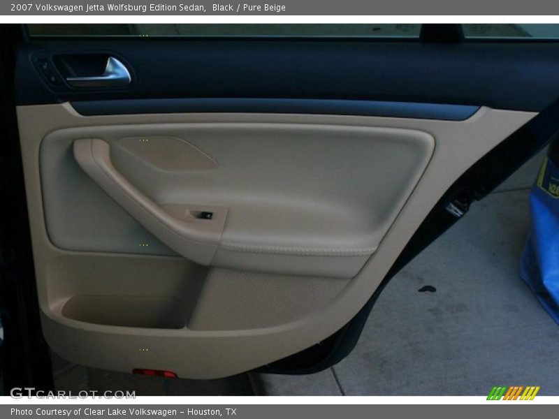 Black / Pure Beige 2007 Volkswagen Jetta Wolfsburg Edition Sedan