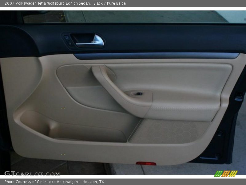 Black / Pure Beige 2007 Volkswagen Jetta Wolfsburg Edition Sedan