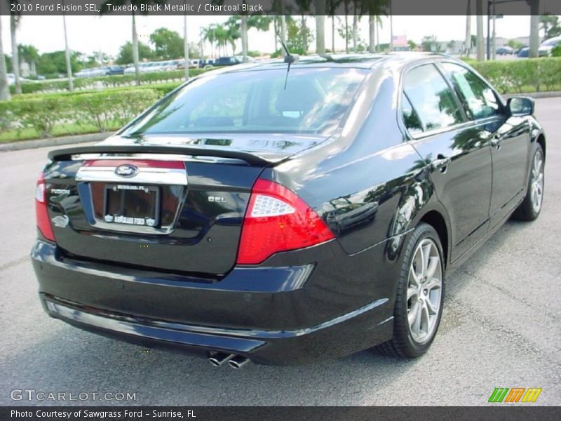 Tuxedo Black Metallic / Charcoal Black 2010 Ford Fusion SEL