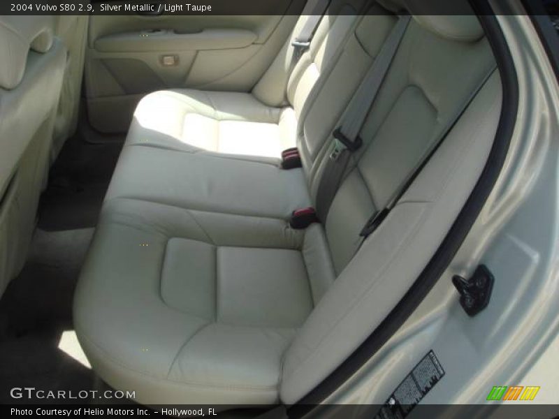 Silver Metallic / Light Taupe 2004 Volvo S80 2.9