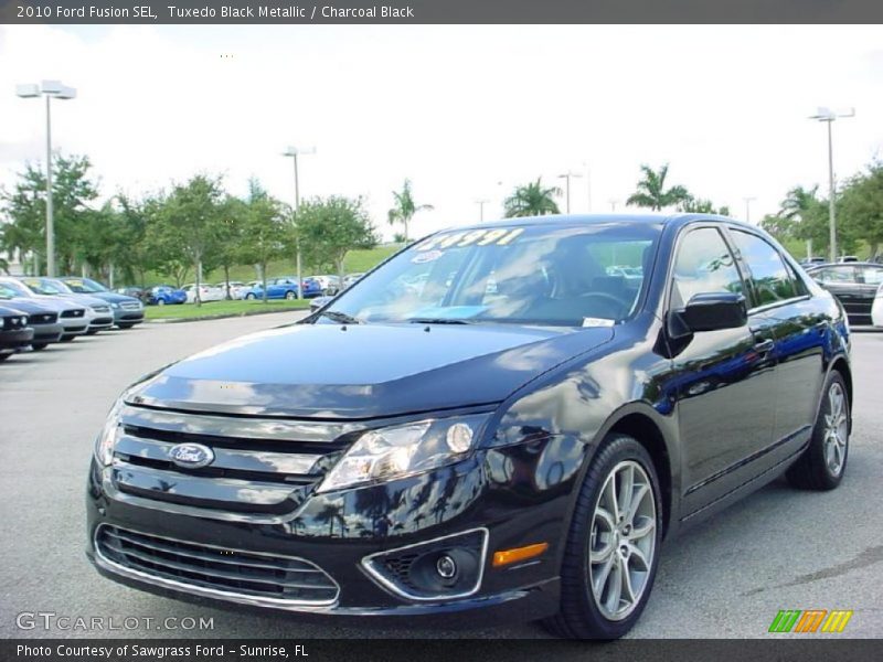 Tuxedo Black Metallic / Charcoal Black 2010 Ford Fusion SEL