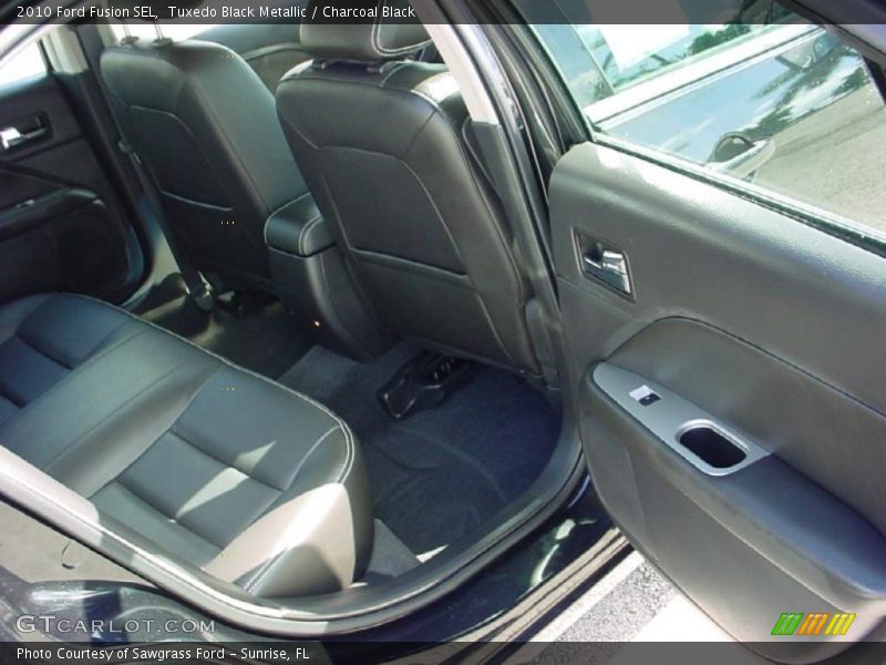 Tuxedo Black Metallic / Charcoal Black 2010 Ford Fusion SEL